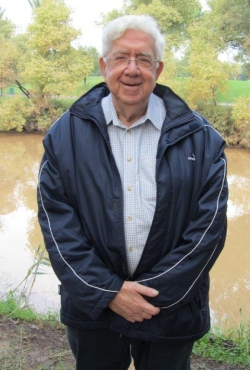 מחזה של יאיר פקר יעלה בימים אלה במקביל בלוס אנג'לס ובצוותא