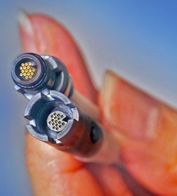 במחברים העגולים של Omnetics משתמשים בגודלי ננו למעגלים זעירים עם צפיפות גבוהה