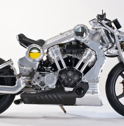 Confederate Fighter יוצר מהומות בתור אופנוע פרחח מגניב בשם מוהוק