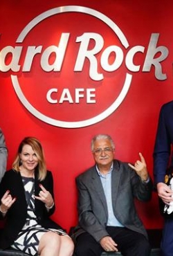 הארד רוק קפה ייפתח ב-DBX עם מוסיקה מצוינת