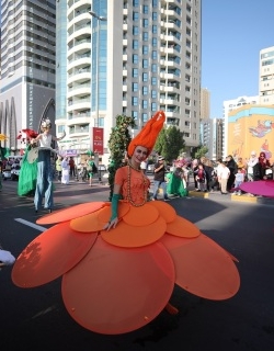 שארג'ה חוגגת את התואר של יוניצף "עיר ידידותית לילדים" בקרנבל גדול