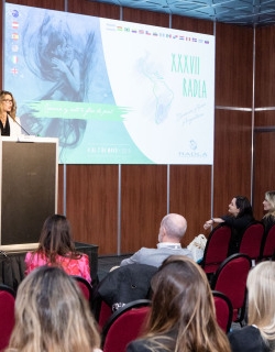 Mary Kay חושפת מחקר פורץ דרך על ההשפעה של נוגדי חמצון וויטמין C על הבריאות והמראה של העור