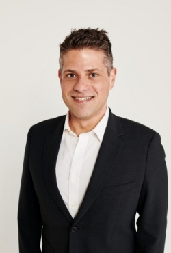 טומי הילפיגר ממנה את מייקל שיינר למנהל השיווק הראשי הגלובלי