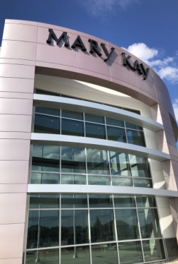 Mary Kay Inc. שותפה ל-SPICE כדי לעזור לעצב את העתיד של אריזות בנות קיימא