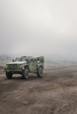 בלגיה מעניקה לאושקוש דיפנס חוזה ל-322 JLTV (רכב טקטי קל משותף)