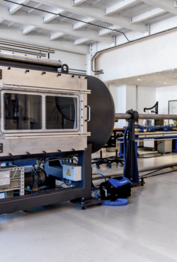 מרכז המחקר לחומרים מתקדמים של המכון לחדשנות טכנולוגית מקים באבו דאבי מעבדת בדיקת פגיעות ראשונה באזור המזרח התיכון וצפון אפריקה