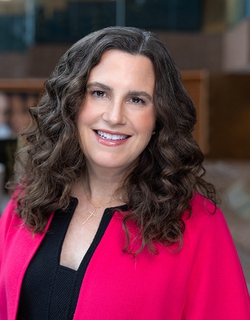 פרסום מאיץ יזמות נשים מבסס את התיק העסקי לרכש מגדרי