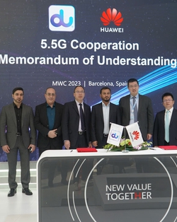 מתקדמים לקראת עידן המטאברס: du UAE ו-Huawei חותמות על שיתוף פעולה אסטרטגי של רשת 5.5G