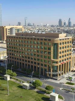 בית החולים ומרכז המחקר ע"ש המלך פייסל מקדם בברכה את המשנה למנכ"ל החדש על רקע שינויים אסטרטגיים