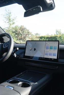 XPENG פורסת את XOS 5.2 OTA