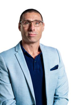 Axi מודיעה על פרישתו של המנהל המסחרי הראשי לואיס קופר