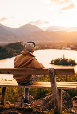 סלובניה משיקה את ויזת הנודדים הדיגיטלית: שער לנווה המדבר הירוק של תרבות