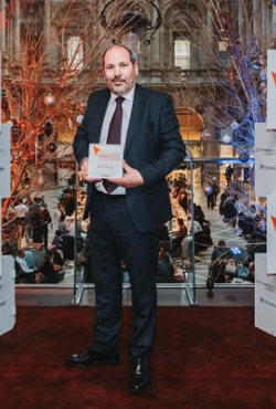 EBC Financial Group זכתה בתואר הברוקרית הטובה ביותר לביצועים ב-Professional Trader Awards 2025